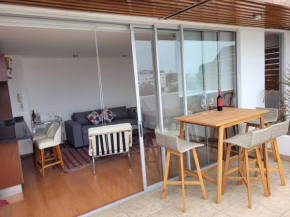 Moderno departamento cerca al malecón